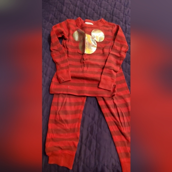 Hanna Andersson Red Striped Kids Pajamas with Mickey Decal - Picture 4 of 4